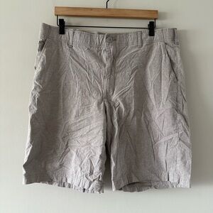Lee Extreme Motion Chino Shorts Mens 38 Gray Hiking Outdoor Preppy Casual